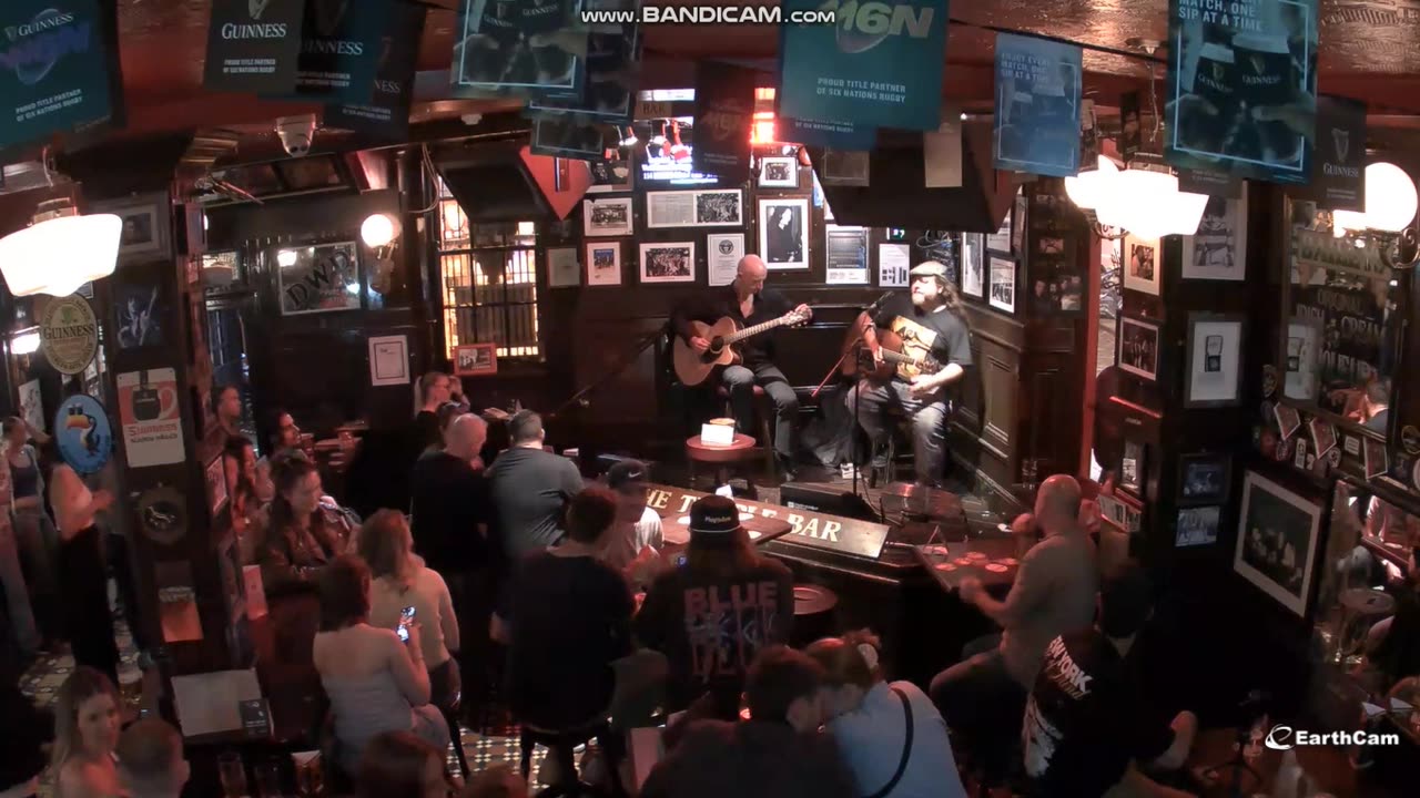 JULY 29 2025 TEMPLE BAR DUBLIN CROWD FEED PART 4