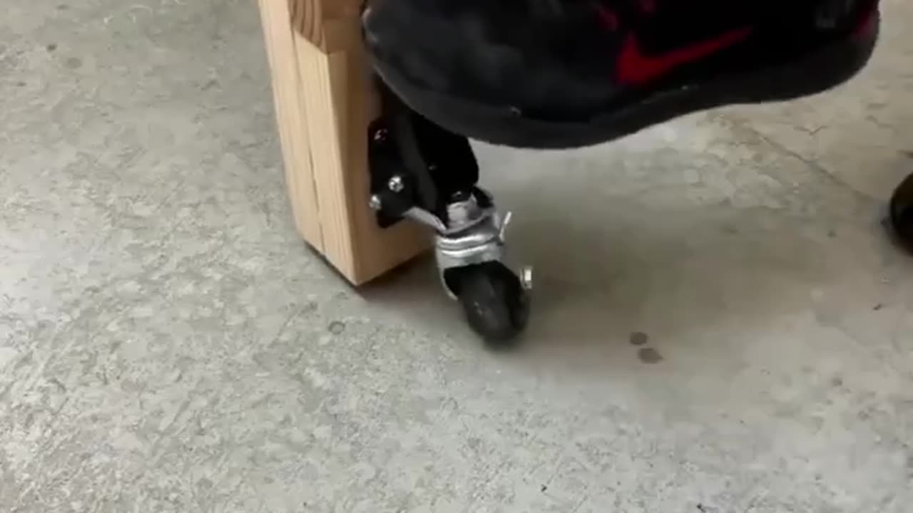 Convenient folding table that doesn't take up a lot of space
