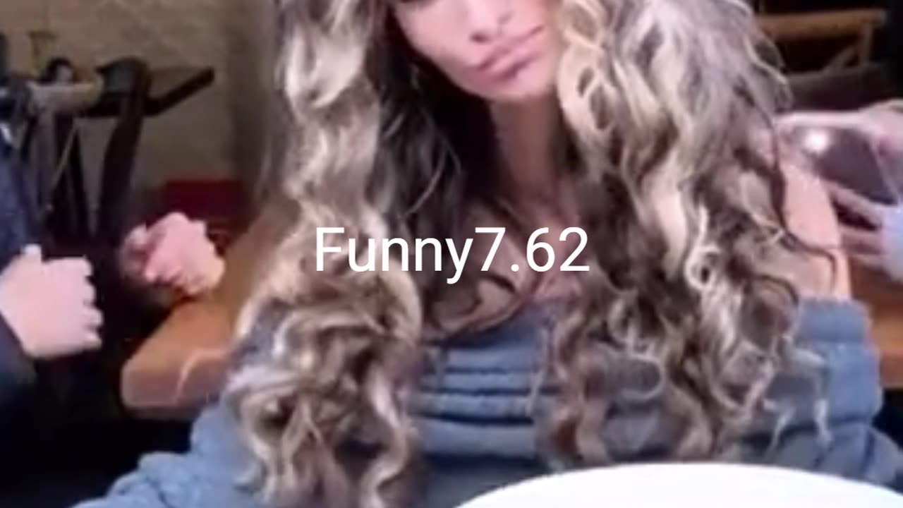 Supersized Surprise Tiny Order, Huge Meal!