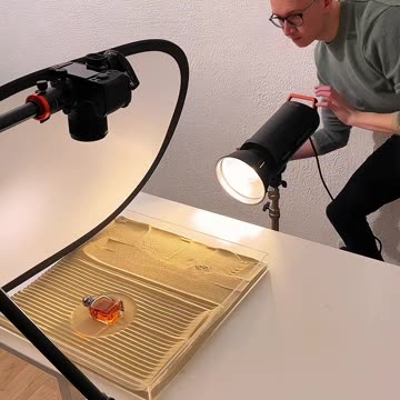 Teach u how to photoshoot of products in a very sophisticated looks