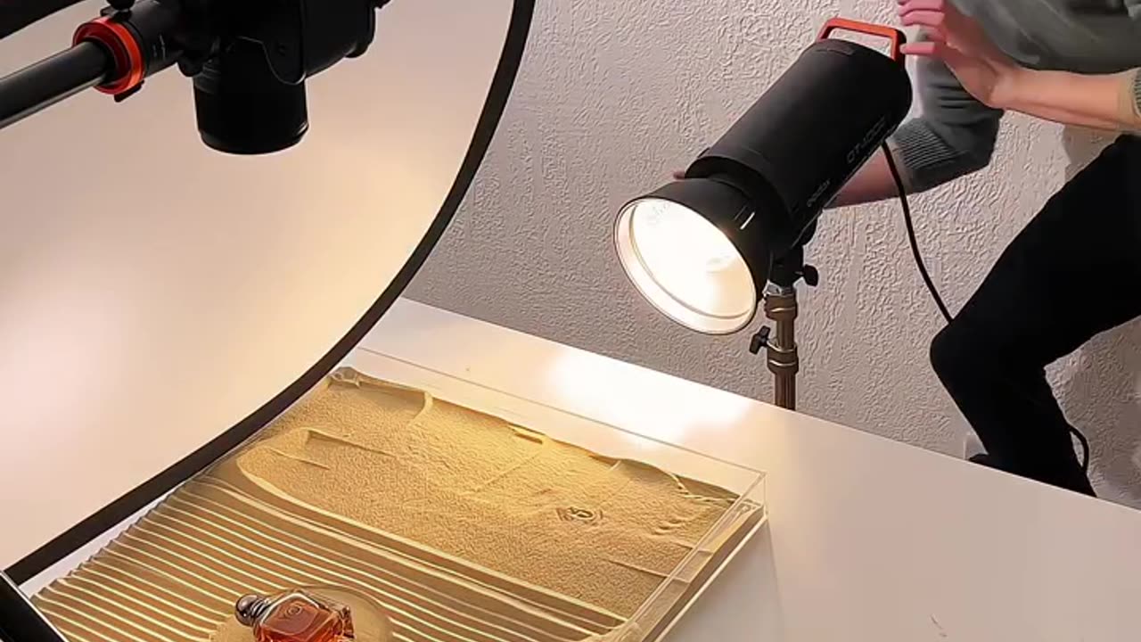 Teach u how to photoshoot of products in a very sophisticated looks