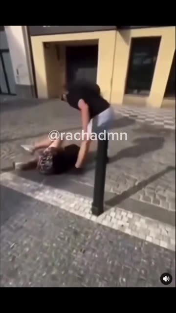 🇮🇱 🇨🇿 Jew in Prague harasses a pregnant woman before slapping her. A couple seconds later, he received a 3000yr old promise he never saw coming.