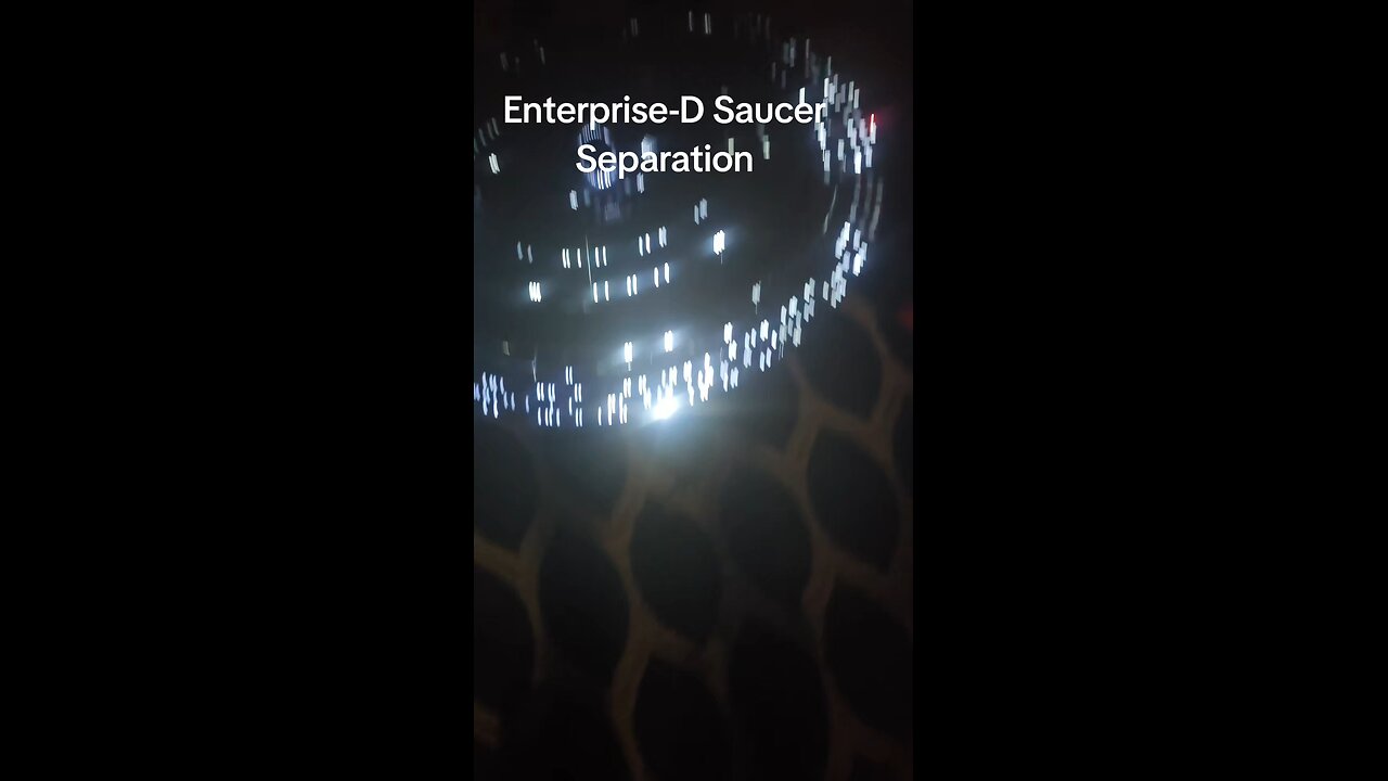 Enterprise-D Saucer Separation (Fanhome)