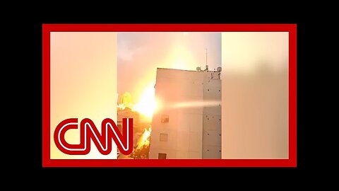 See the moment Israeli residential building was struck