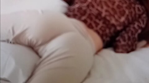 Bed cake jiggle