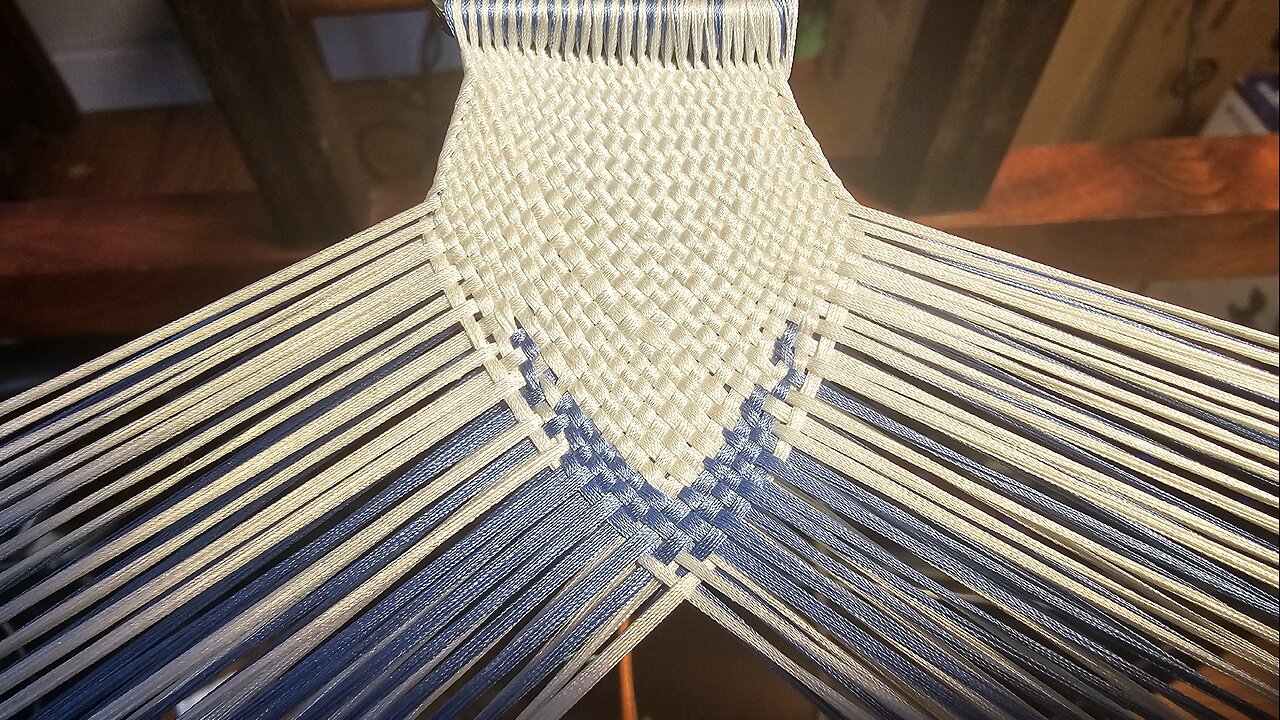 KKumihimo - Takadai Braiding Stream - 209 Andrea Burkhart edition