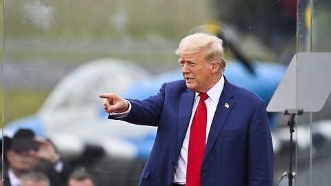 PRESIDENT DONALD J. TRUMP WELCOMES AMERICA’S NEWEST CITIZENN 🦅