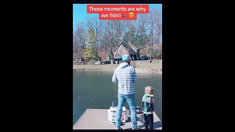 Dad Shares Son’s Awesome Catch Fishing Together😍