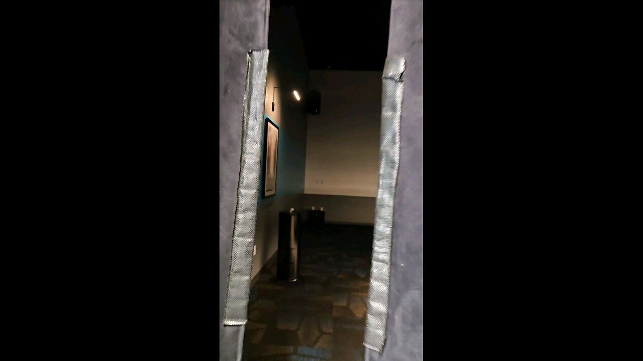 Cardio and watching a movie #cardio #exercises #burncaloriesfast #energy #preworky ‎