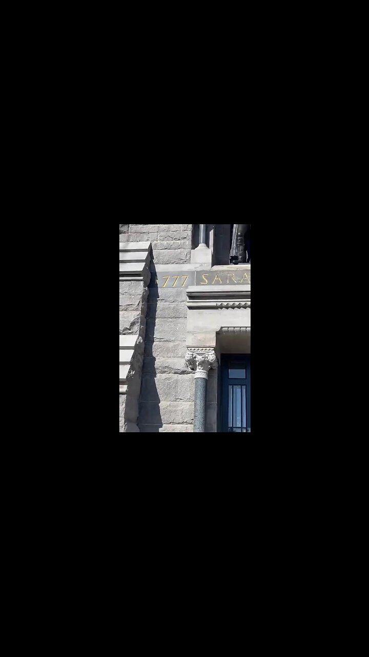 SARATOGA BATTLE MONUMENT: The 1 in 1777 is actually an i ~ by Indigo369