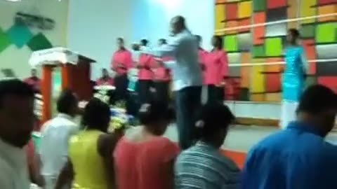 Bajo la uncion del Espiritu Santo/ Under the annoiting of the Holy Spirit