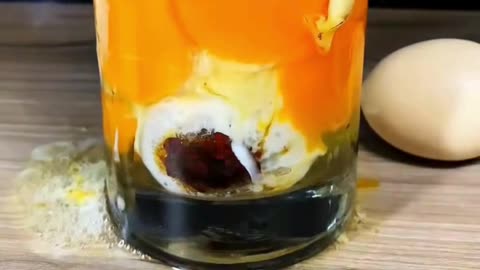 1000°C RHCB vs Eggs + Glass 🥚🔥