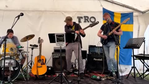 The CrazyMEn - Remain In Me, He Said - (432hz) Live in Bondebacka / Motala 4/7/2025