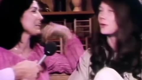 Two Lorettas - Loretta Lynn & Sissy Spacek - Coal Miner's Daughter