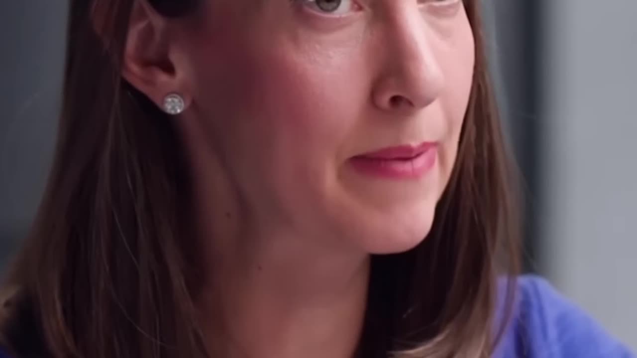 Charisma Secrets: Unlock Influence with These 5 Science-Backed Habits