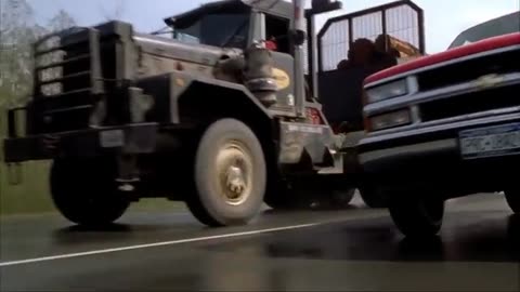"This Scene Made Everyone Fear the Highway – Final Destination 2"