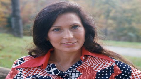 Loretta Lynn - Wings Upon Your Horns