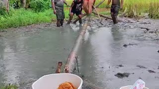 Eating Jolibee is fun 🤣