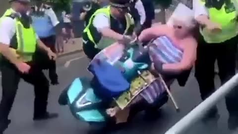 Useless Cops and Protestors