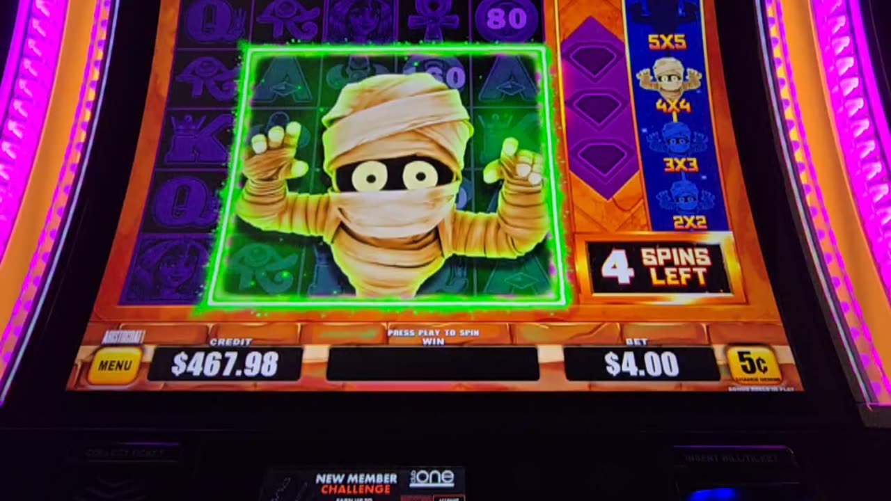 SlotMaster LIVE @ The Casino