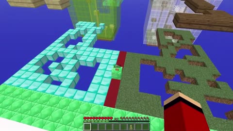 Mikey Noob Bridge VS JJ Pro Bridge Challenge! In Minecraft!