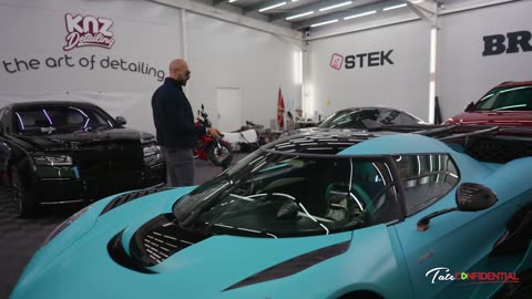 What colour is you're Koenigsegg jesko ?
