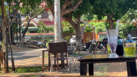 Urban Escape: Chill Time at the Park Café – Chill Corner Vlogs | Part 6
