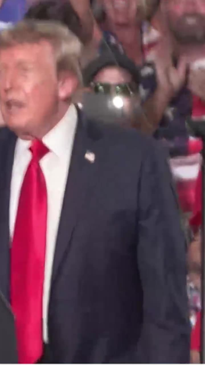 President Trump Practices Golf Swing After Massive South Carolina Rally - 08/21/26 thumbnail