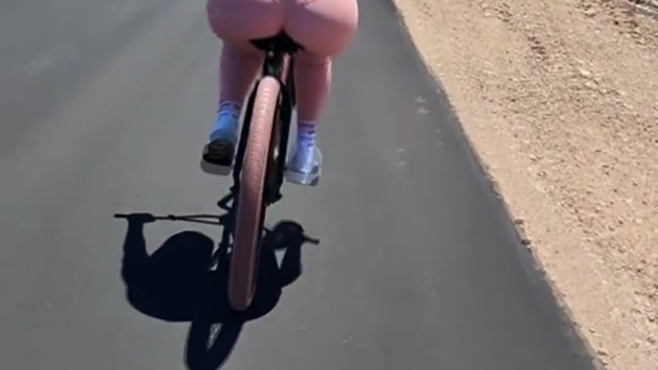 "People Can't Stop Watching This Animal's Reaction! 😂 | Viral Video USA UK CANADA"