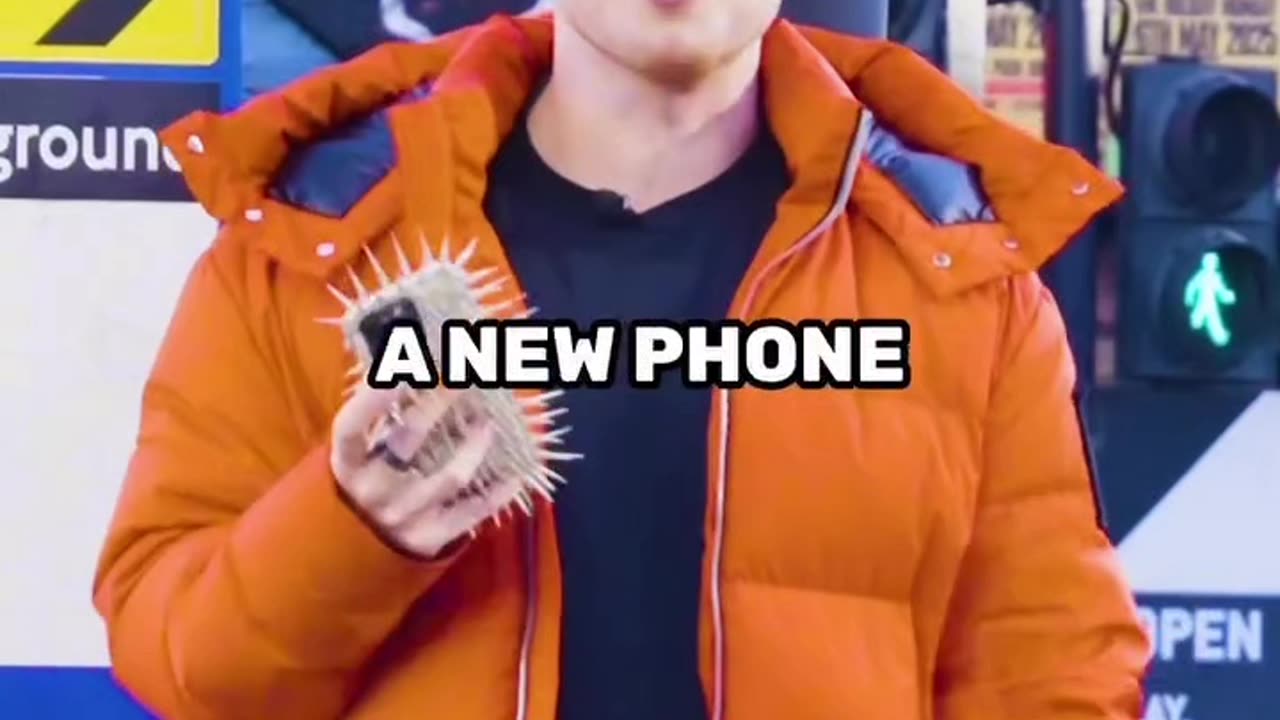 Phone saftey.Funny video