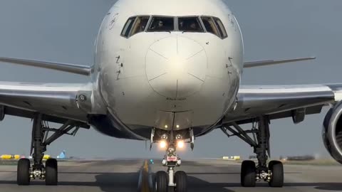 Delta Airlines Boeing B767 taxiing with registration N1604R at Los Angeles Airport