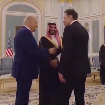 🚨 Elon Musk, POTUS & Crown Prince bin Salman inside the Saudi Royal Court
