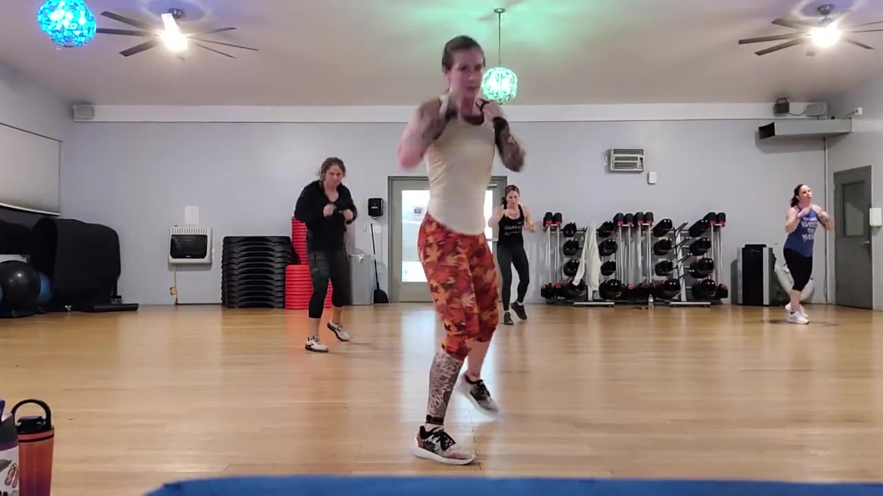 Cardio Kickboxing