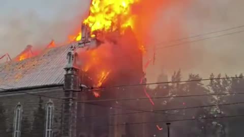 Historic Saint-Ours Church in Quebec Burnt Down
