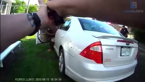 "Y'ALL COULDA TASED HER!" Florida woman shot after charging cops with knife