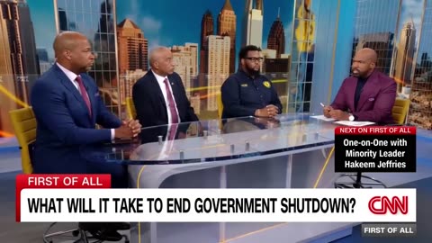 TSA worker reacts to no pay_ airport chaos due to shutdown link description