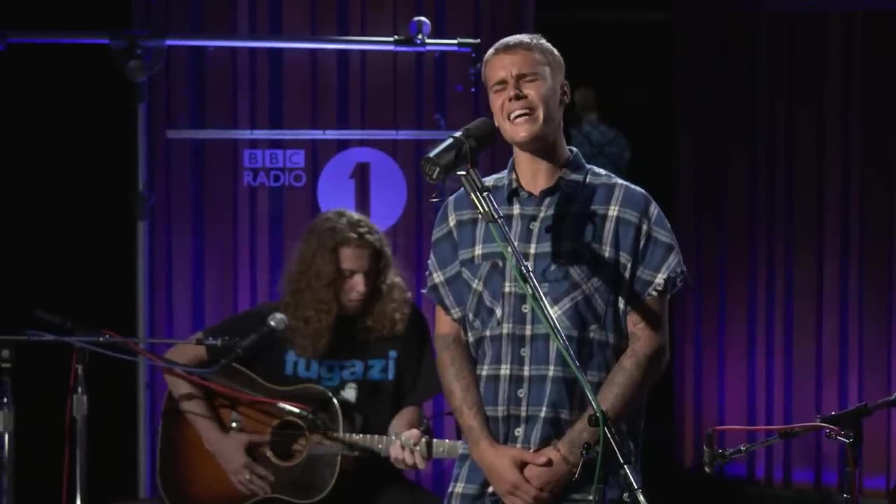Justin Bieber - Cold Water in the Live Lounge