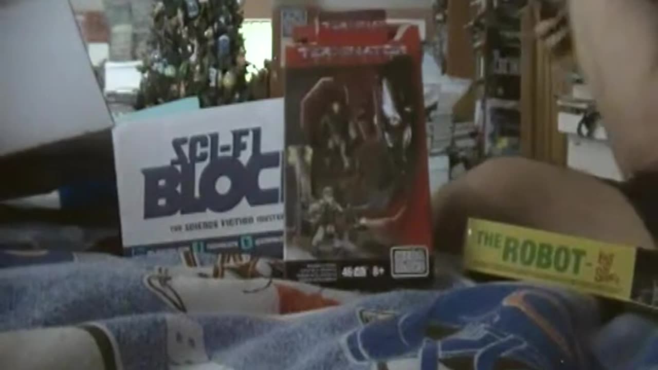 Pop Culture Unboxing Episode 31_ Akibento and Sci-Fi Block August 2016