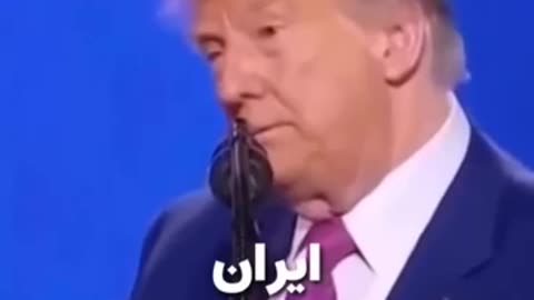 چهره ی بن سلمان وقتی که ترامپ از گفتن خلیج عربی خودداری کرد.ومثل همیشه گفت :خلیج فارس