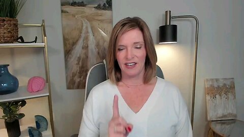 Dr Trish Leigh