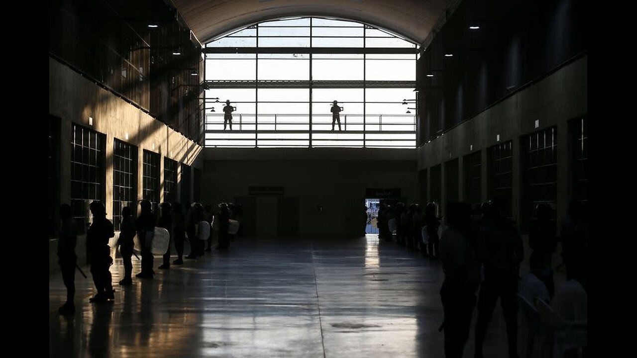 US Judge to Consider Ordering Trump to Return Venezuelans From El Salvador