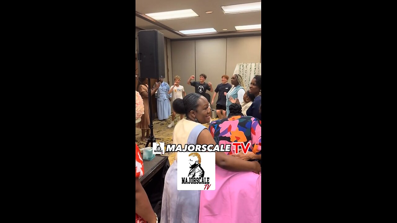 I can hear the Bishop saying, take them to the back room to tarry 😶👏🏾👏🏾🙌🏾🙏🏾 praise break