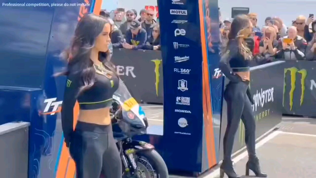 Insane Motorcycle speed at Isle of Man
