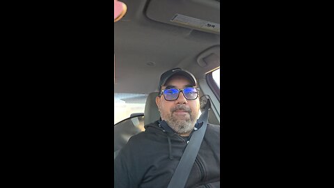 Billie Elish vs Elon Musk