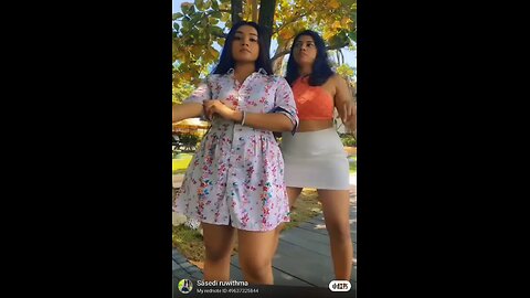 Beautiful girls with beautiful dance 😍🙀😲