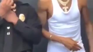 😂💨 Snoop Dogg's Blunt Offer? You Can't Say No! | FunFM