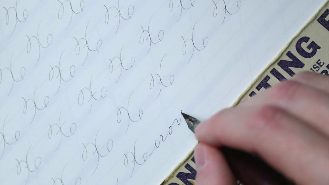 How write in cursive: Capital X