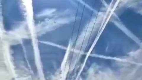 Enfant, je n'avais jamais vu un ciel quadrillé comme celui-ci… réveille toi #geoinginerie