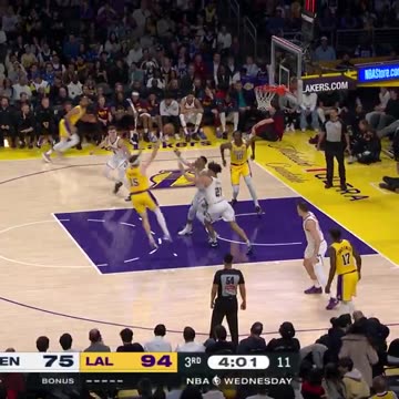 NBA - Austin Reaves showing OFF the handles and tossing up a lob to Koloko 🔥