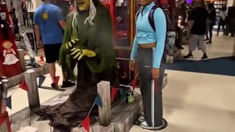 Scary pranks 🤣🤣🤣💀